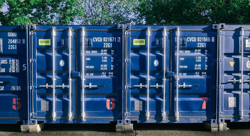 self storage in Mapledurham